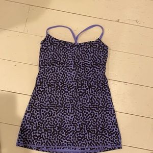 Lululemon tank